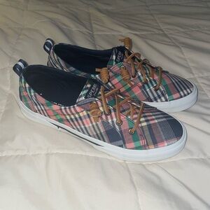 Plaid Sperrys